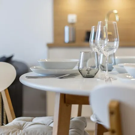 110 Plac Unii - Dla 4 Os Z Miejscem W Hali Garazowej Апартаменты