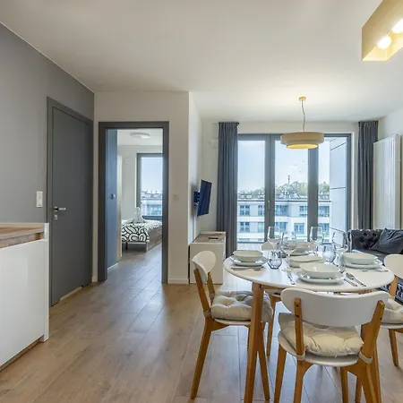 Апартаменты 110 Plac Unii - Dla 4 Os Z Miejscem W Hali Garazowej