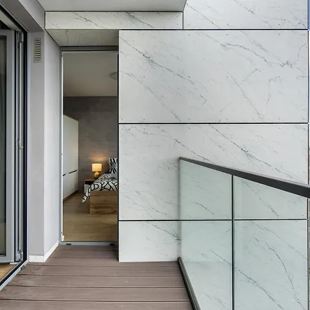 110 Plac Unii - Dla 4 Os Z Miejscem W Hali Garazowej * Гдыня