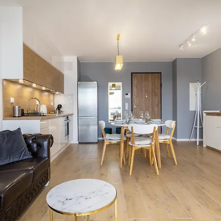 110 Plac Unii - Dla 4 Os Z Miejscem W Hali Garazowej Апартаменты