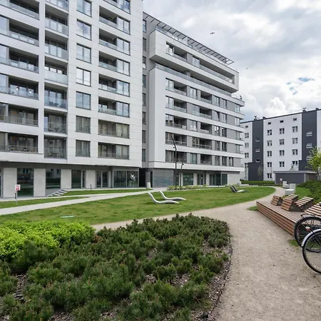 Apartman 110 Plac Unii - Dla 4 Os Z Miejscem W Hali Garazowej *