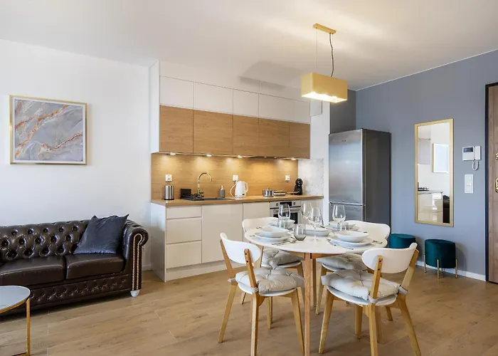 110 Plac Unii - Dla 4 Os Z Miejscem W Hali Garazowej * Gdynia