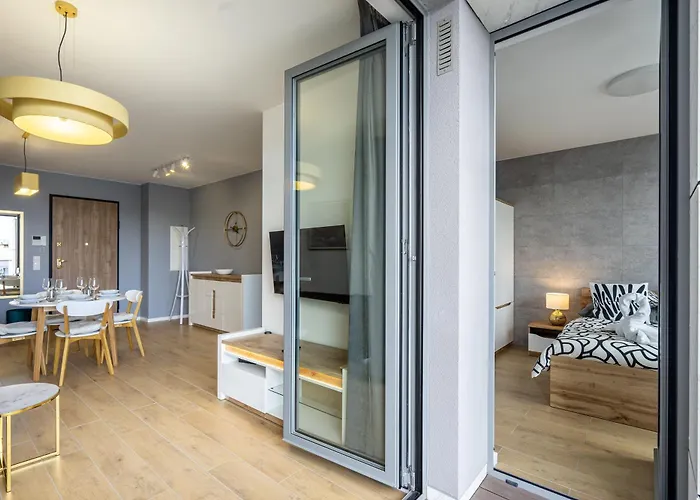 110 Plac Unii - Dla 4 Os Z Miejscem W Hali Garazowej