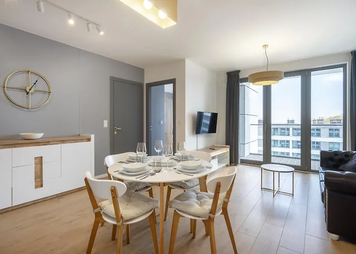 110 Plac Unii - Dla 4 Os Z Miejscem W Hali Garazowej *